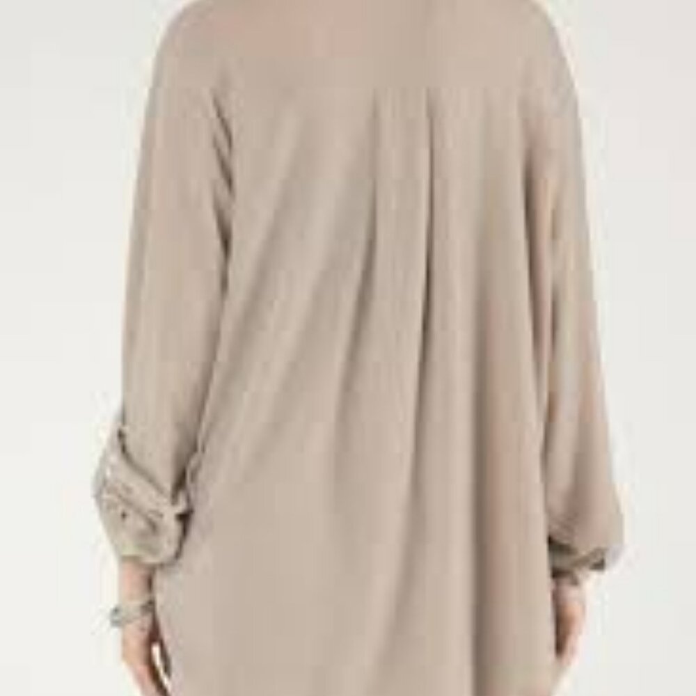 Miss Me Subtle Shine Button Up - Picture 4 of 4